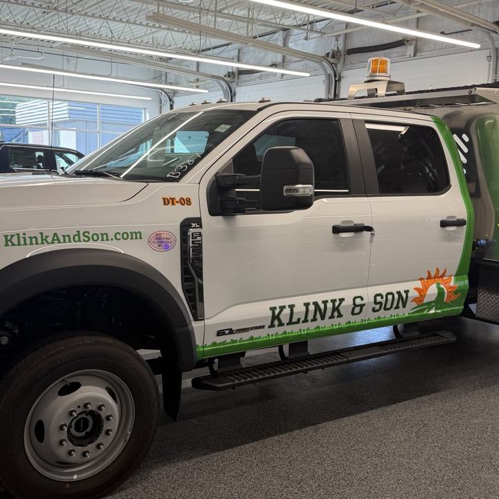 Klink & Son: Commercial Fleet Graphics