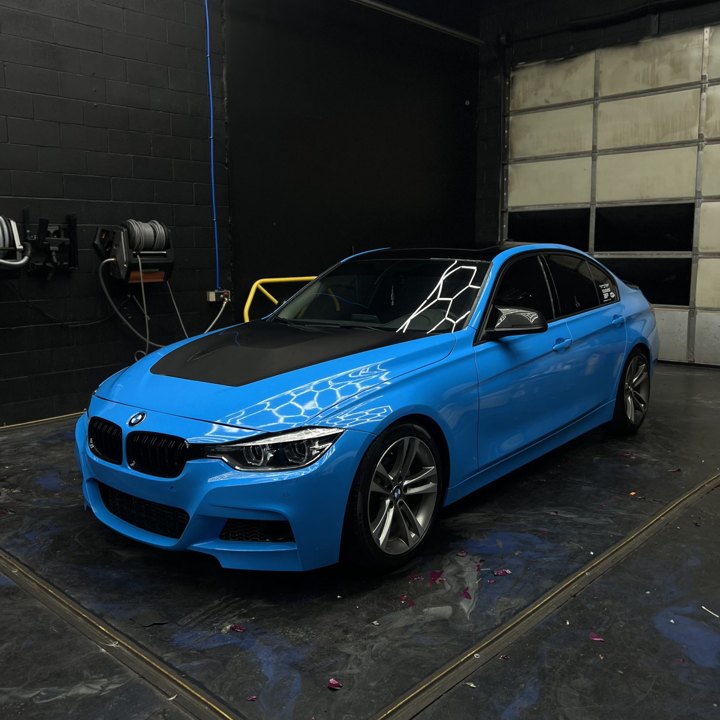 BMW 3 Series: Light Blue Vinyl Wrap